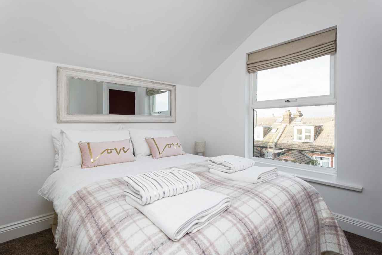 Luxury Granada Apartments - 1 & 2 Bed Flats W Free Parking Perfect For Contractors, Students Near The Beach Portsmouth Eksteriør bilde
