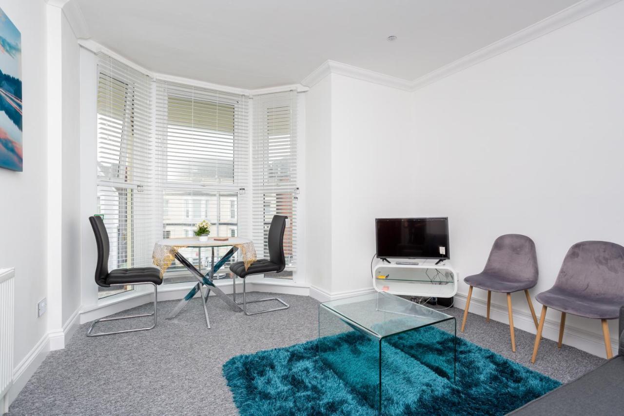 Luxury Granada Apartments - 1 & 2 Bed Flats W Free Parking Perfect For Contractors, Students Near The Beach Portsmouth Rom bilde