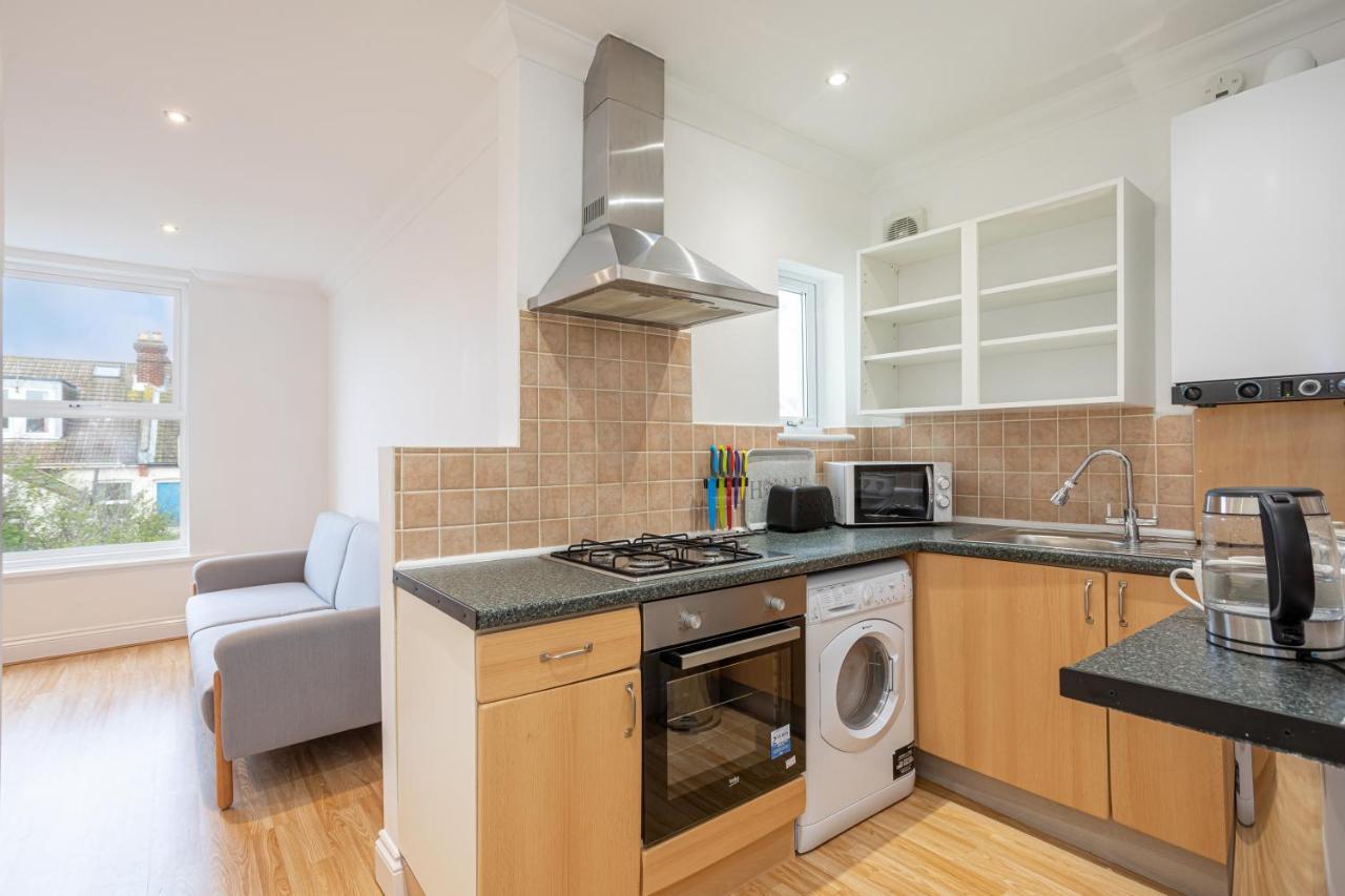 Luxury Granada Apartments - 1 & 2 Bed Flats W Free Parking Perfect For Contractors, Students Near The Beach Portsmouth Eksteriør bilde